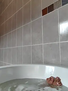 Snapshot of Cianda24 chatting on November 1, 12:51 pm Cianda24 online show from November 1, 12:51 pm