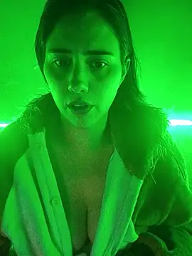 Snapshot of kariciasecreta chatting on November 30, 2:26 am kariciasecreta online show from November 30, 2:26 am