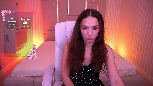 MirielleNymph online show from November 2, 1:57 pm