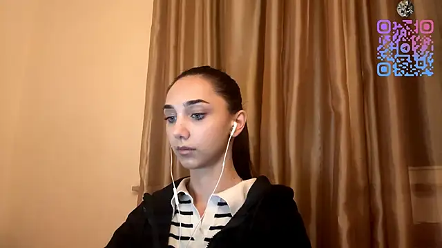 LinaMour online show from October 15, 10:10 pm