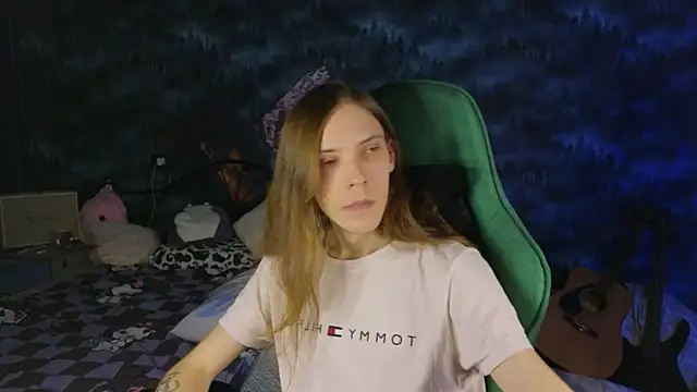 artass2 online show from October 1, 9:32 pm