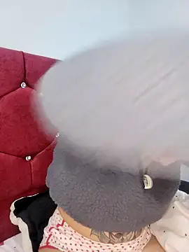 Snapshot of Eva_Clark01 chatting on September 30, 9:36 am Eva Clark01 online show from September 30, 9:36 am