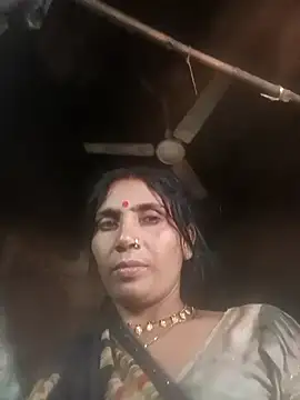 Snapshot of Sapnaji500 chatting on November 10, 5:39 am Sapnaji500 online show from November 10, 5:39 am