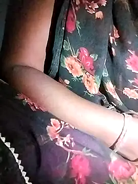 Snapshot of Sapnaji500 chatting on December 14, 10:31 am Sapnaji500 online show from December 14, 10:31 am