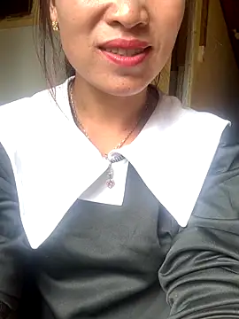 Snapshot of tuyetnhi-00 chatting on September 12, 5:07 am tuyetnhi-00 online show from September 12, 5:07 am