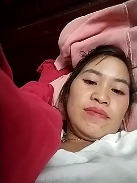 Snapshot of tuyetnhi-00 chatting on October 4, 5:00 pm tuyetnhi-00 online show from October 4, 5:00 pm