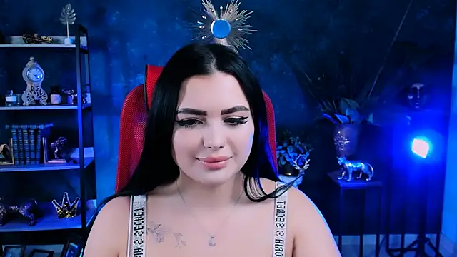 NaomiWilsons online show from September 18, 12:18 pm