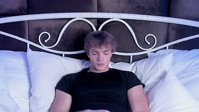 Snapshot of ChaseMuscular chatting on September 26, 10:41 am ChaseMuscular online show from September 26, 10:41 am