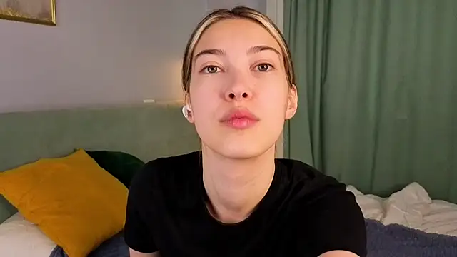 AngelicRice online show from September 11, 11:10 am