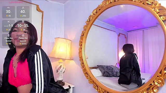 Manelyk evanss  online show from November 19, 11:10 am