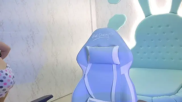 KatyBlondee online show from September 15, 3:17 am