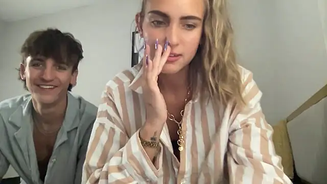 ShaniRea online show from October 1, 3:12 am