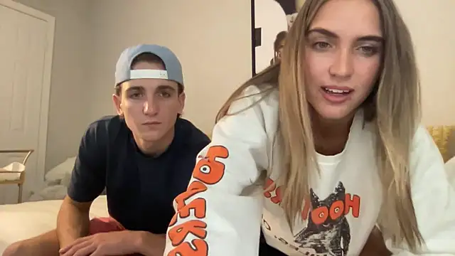 ShaniRea online show from November 19, 3:17 am