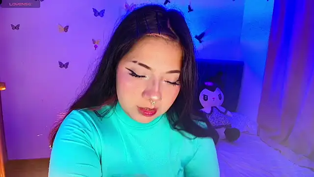 Snapshot of annie-russel chatting on November 29, 7:11 am annie-russel online show from November 29, 7:11 am