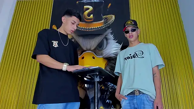 Dante Brown1  online show from October 25, 8:47 pm