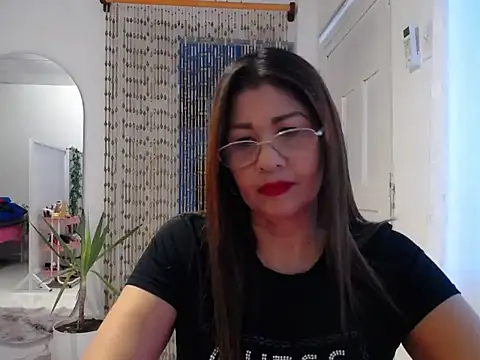 Snapshot of Manuela_lara_ chatting on October 3, 1:41 pm Manuela lara online show from October 3, 1:41 pm