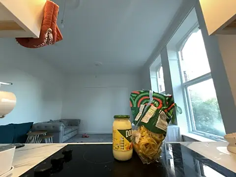 Snapshot of RoseMaee chatting on October 6, 4:48 pm RoseMaee online show from October 6, 4:48 pm