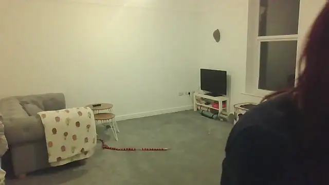 Snapshot of RoseMaee chatting on October 19, 7:03 pm RoseMaee online show from October 19, 7:03 pm