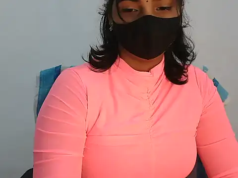 Hott Noor online show from November 22, 4:06 pm