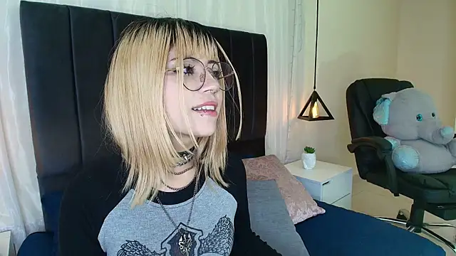 IvyBelle  online show from October 14, 11:44 am