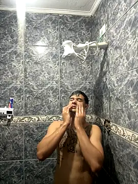 Snapshot of condenovin chatting on October 6, 9:56 pm condenovin online show from October 6, 9:56 pm