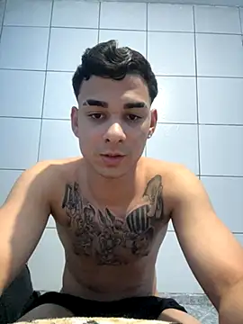 Snapshot of condenovin chatting on November 29, 9:29 pm condenovin online show from November 29, 9:29 pm