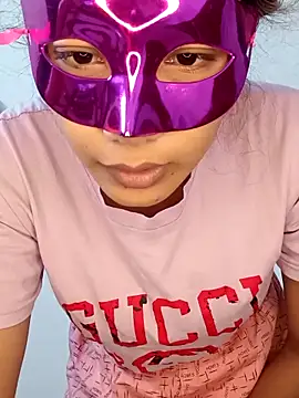 new coupleee online show from September 13, 5:35 pm