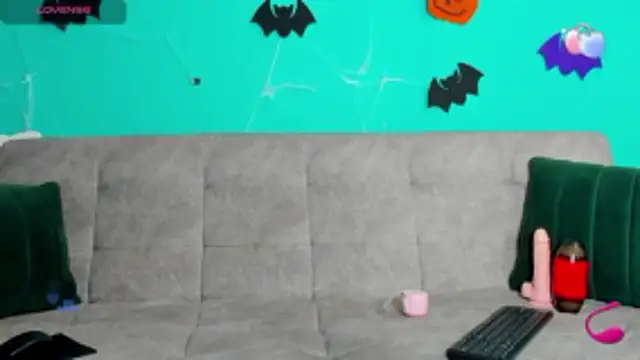 Maikol Ortiz online show from November 5, 12:49 pm