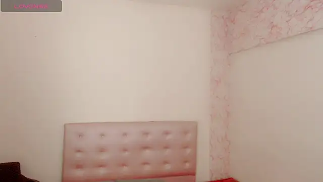 merlinacandy online show from October 17, 10:40 am