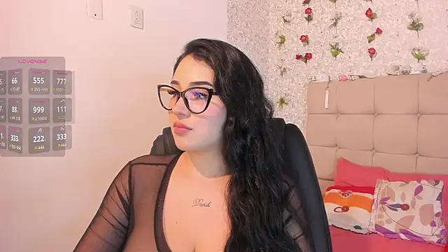 Snapshot of Scarlett_Hot7 chatting on September 19, 4:14 am Scarlett Hot7 online show from September 19, 4:14 am