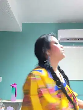 MyHoneyFrida online show from September 16, 2:23 am