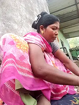 Jivika Jaiswal online show from October 15, 2:01 am