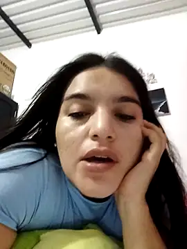 chloe 90 online show from November 4, 11:59 pm