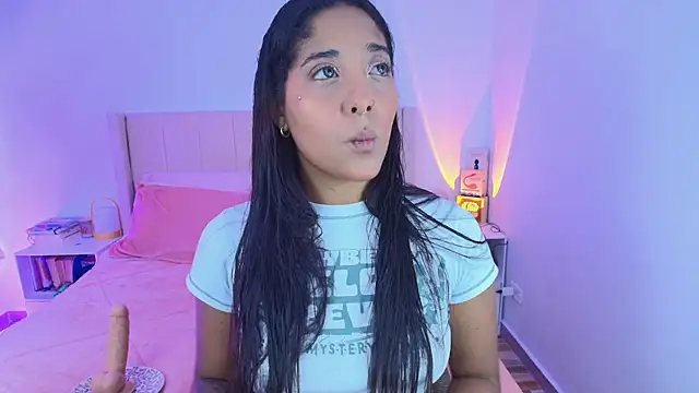 Megan ale online show from October 15, 7:58 pm