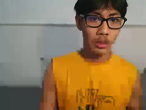 Snapshot of fucking_hot2 chatting on November 1, 11:23 am fucking hot2 online show from November 1, 11:23 am