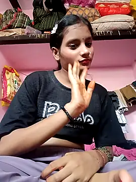 Hot Mayra  online show from September 17, 5:20 am