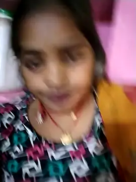 Snapshot of Bebo_Sweety143 chatting on November 12, 10:48 am Bebo Sweety143 online show from November 12, 10:48 am