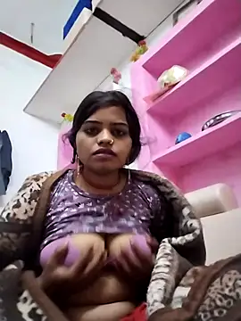 Snapshot of Bebo_Sweety143 chatting on November 24, 2:11 am Bebo Sweety143 online show from November 24, 2:11 am