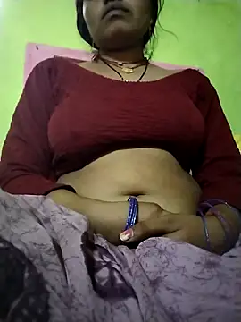 Snapshot of Bebo_Sweety143 chatting on November 25, 8:47 am Bebo Sweety143 online show from November 25, 8:47 am