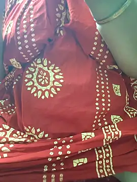 Snapshot of desi_boudi87 chatting on September 10, 12:05 pm desi boudi87 online show from September 10, 12:05 pm