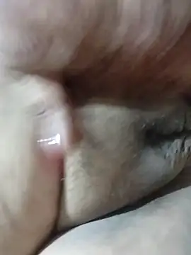 Snapshot of desi_boudi87 chatting on October 2, 1:18 pm desi boudi87 online show from October 2, 1:18 pm