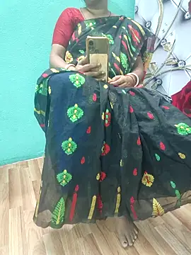 Snapshot of desi_boudi87 chatting on October 17, 12:41 pm desi boudi87 online show from October 17, 12:41 pm