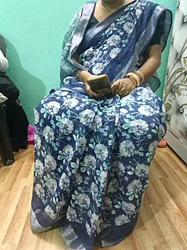 Snapshot of desi_boudi87 chatting on November 3, 11:55 am desi boudi87 online show from November 3, 11:55 am