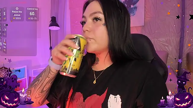 MAGIC TESSA online show from October 2, 7:43 pm