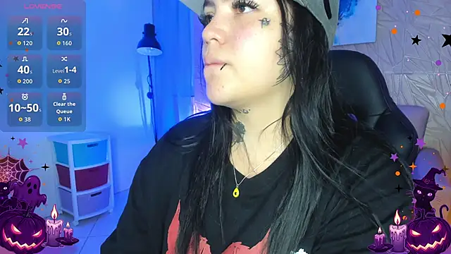 MAGIC TESSA online show from October 9, 7:23 pm