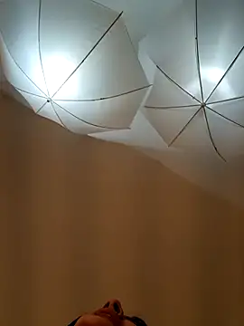 SophieCurves online show from November 16, 2:33 pm