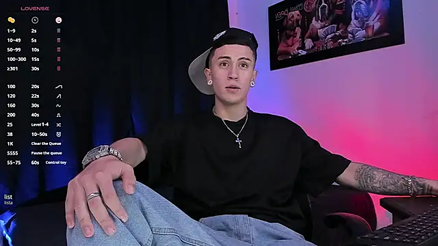 Snapshot of Sebas_maverick chatting on November 2, 11:51 pm Sebas maverick online show from November 2, 11:51 pm