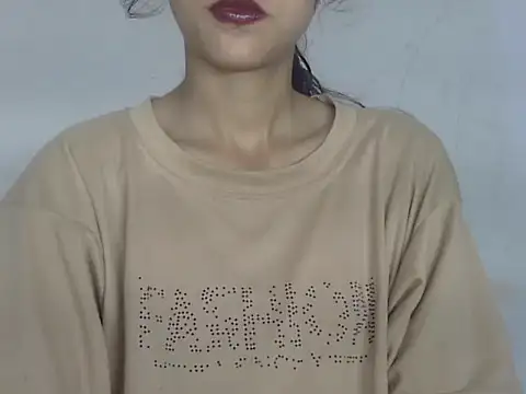 Saniya9B online show from October 24, 5:37 am