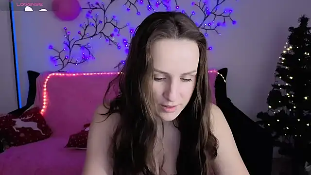 Julia Lia online show from November 26, 8:26 am