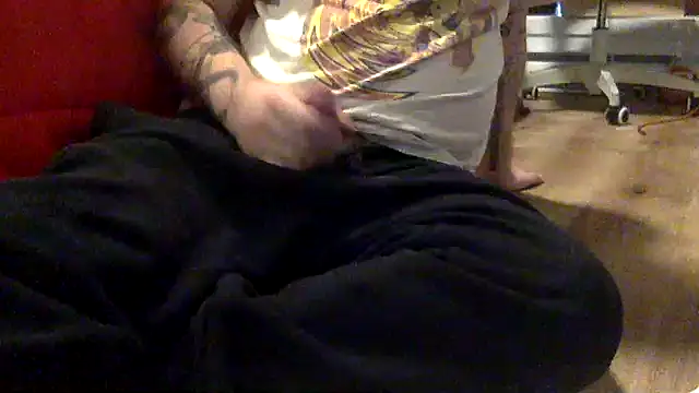 edger4lif3 online show from September 14, 9:58 pm